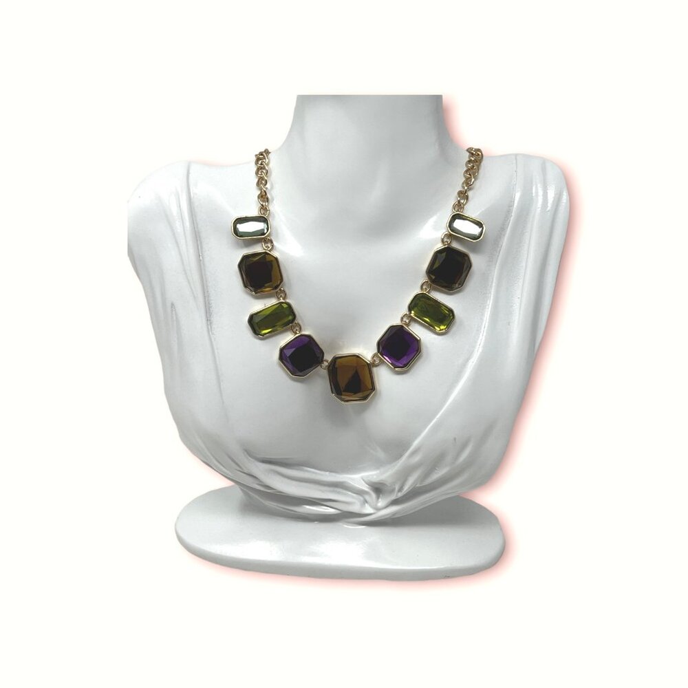 Avon NRQ Necklace Faceted Green Gold Rhinestone Gold Tone